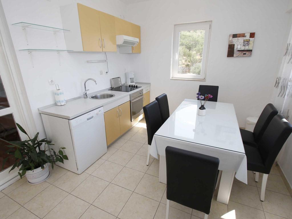 Apartment Glavina With Private Pool Makarska Kültér fotó