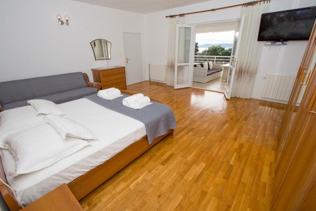 Apartment Glavina With Private Pool Makarska Kültér fotó